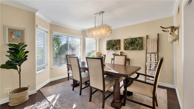 Detail Gallery Image 4 of 28 For 30114 Diana Ct, Agoura Hills,  CA 91301 - 3 Beds | 3 Baths