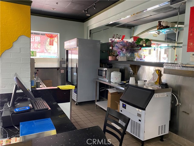 18438 E Colima Road, Rowland Heights CA: https://media.crmls.org/medias/72857415-743e-4f30-82ad-21fa1d5ea16d.jpg