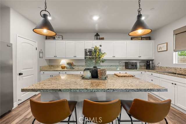 Detail Gallery Image 18 of 58 For 4975 Oak Moss, Fontana,  CA 92336 - 4 Beds | 3 Baths