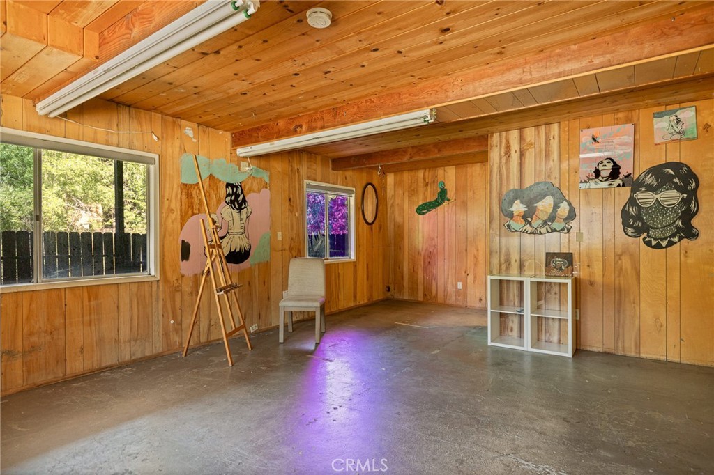 https://media.crmls.org/medias/7287e4d4-012d-4278-8b9f-4b0d071c8e33.jpg?preset=X-Large