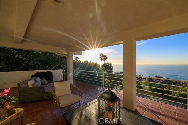 769 Via Del Monte, Palos Verdes Estates, California 90274, 4 Bedrooms Bedrooms, ,4 BathroomsBathrooms,Residential,Sold,Via Del Monte,SB23210145