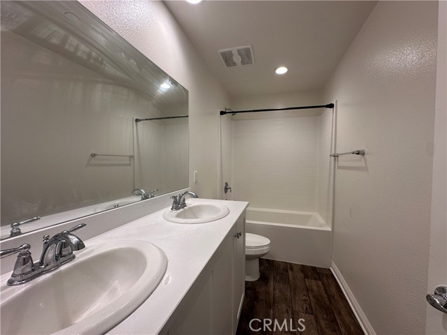 Detail Gallery Image 9 of 15 For 7245 Crescendo Ln, Fontana,  CA 92336 - 4 Beds | 2/1 Baths