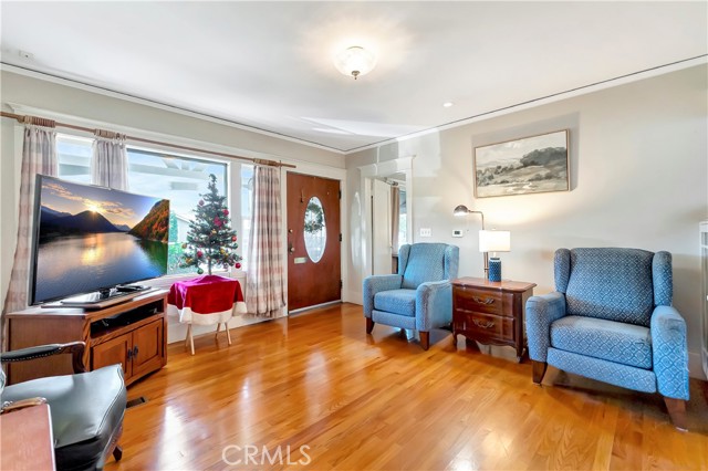 Detail Gallery Image 12 of 33 For 732 Molino, Long Beach,  CA 90804 - 3 Beds | 2 Baths