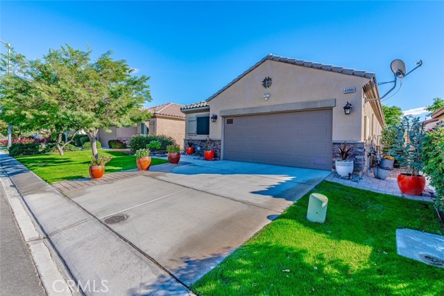 Detail Gallery Image 2 of 45 For 49880 Bates St, Indio,  CA 92201 - 3 Beds | 3 Baths