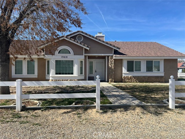 Detail Gallery Image 1 of 68 For 13610 Cuyamaca Rd, Apple Valley,  CA 92308 - 4 Beds | 2 Baths