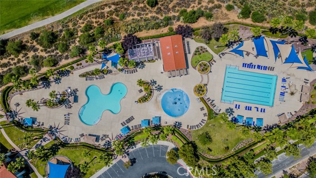 35523 Trevino Trail, Beaumont CA: https://media.crmls.org/medias/728abd10-cedb-45a1-997f-a146672bc3a9.jpg