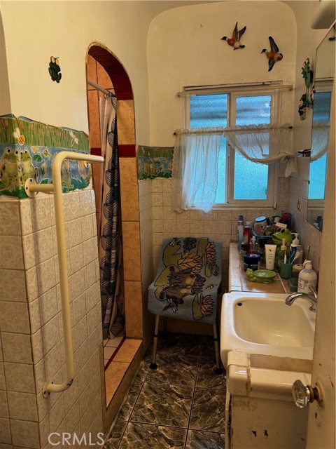 Detail Gallery Image 10 of 10 For 8453 Cypress, South Gate,  CA 90280 - 3 Beds | 1/1 Baths