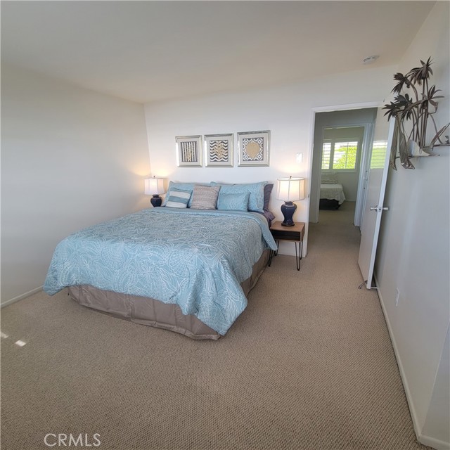 40 Blue Lagoon, Laguna Beach CA: https://media.crmls.org/medias/728c7867-d431-4c62-8373-026de1c81247.jpg