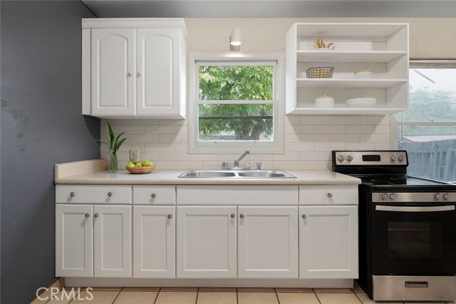 Detail Gallery Image 5 of 10 For 893 N 2nd St, Porterville,  CA 93257 - 2 Beds | 1 Baths