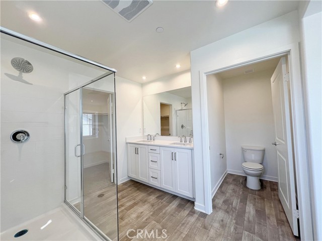 Detail Gallery Image 12 of 26 For 16067 Olivas Ln, Fontana,  CA 92336 - 4 Beds | 2/1 Baths