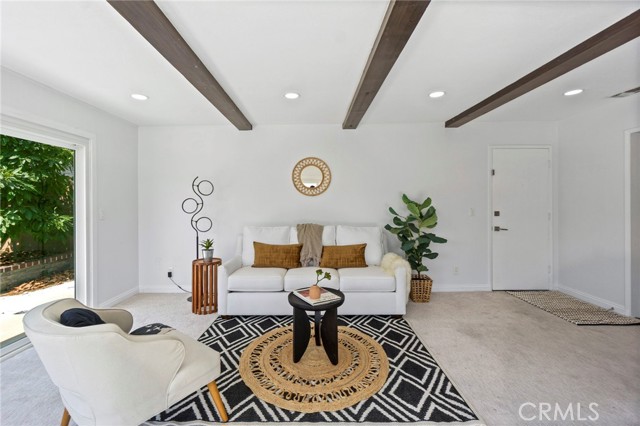 6212 Santa Rita Avenue, Garden Grove CA: https://media.crmls.org/medias/728c9e61-5d63-45af-b2b4-54b66dc22b1f.jpg