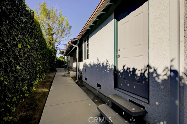 Detail Gallery Image 49 of 55 For 6648 Gaviota Ave, Lake Balboa,  CA 91406 - 4 Beds | 4 Baths