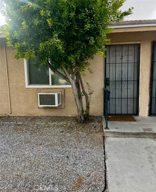 1955 E Devonshire Avenue, Hemet CA: https://media.crmls.org/medias/728d2346-dfd3-4490-b37e-ffb3322db395.jpg