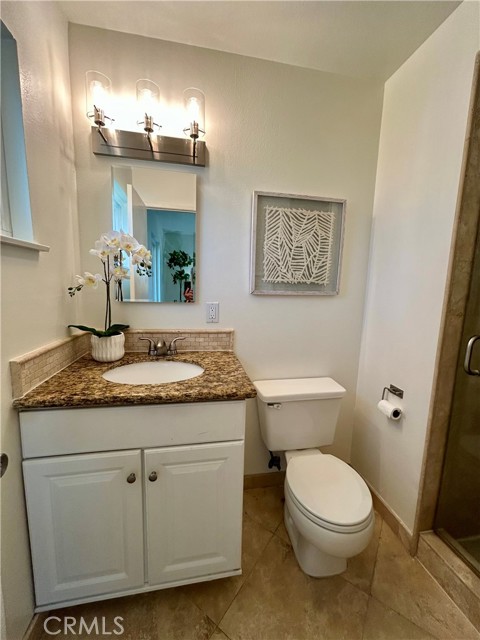 Detail Gallery Image 12 of 19 For 3230 Washington Ave, Costa Mesa,  CA 92626 - 3 Beds | 2 Baths