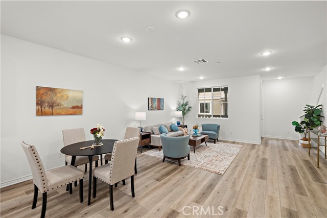 Detail Gallery Image 15 of 47 For 17914 Goodyear, Carson,  CA 90746 - 3 Beds | 3/1 Baths