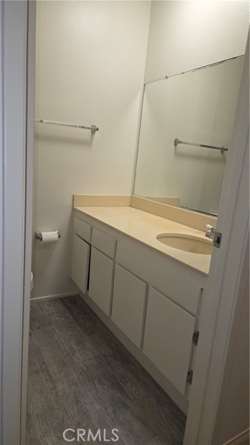 Detail Gallery Image 19 of 30 For 5400 Lindley Ave #105,  Encino,  CA 91316 - 2 Beds | 2 Baths
