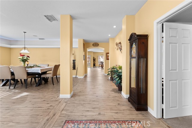 Detail Gallery Image 16 of 75 For 38256 Wild Poppy, Yucaipa,  CA 92399 - 4 Beds | 3 Baths