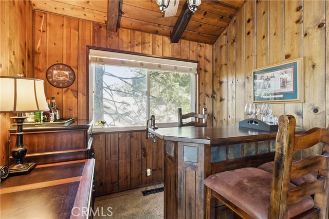 Detail Gallery Image 19 of 47 For 460 Pioneer Rd, Lake Arrowhead,  CA 92352 - 3 Beds | 1/2 Baths