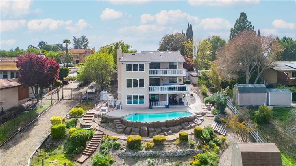940 Walnut Drive