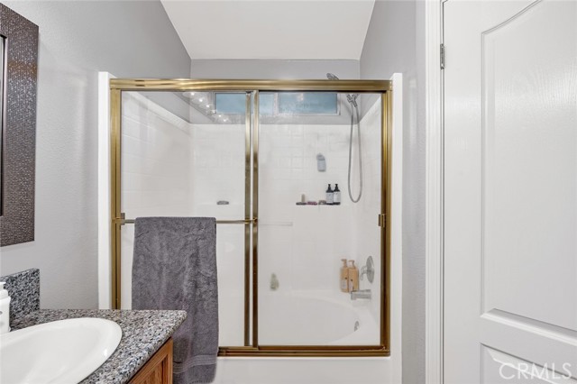 Detail Gallery Image 34 of 47 For 2200 Hanson Ave, Clovis,  CA 93611 - 3 Beds | 2 Baths