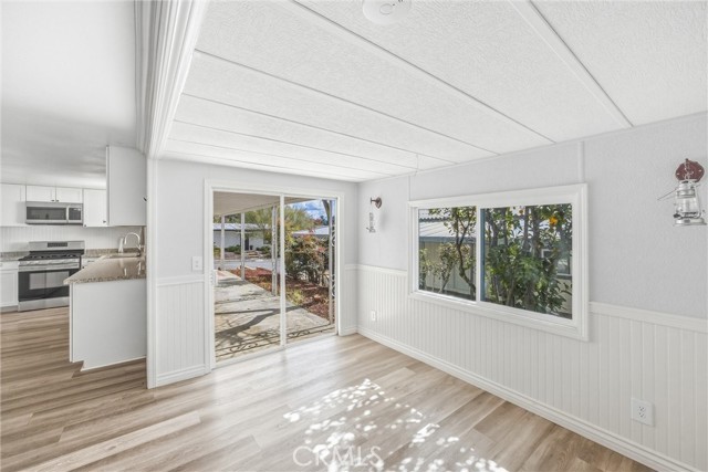 Detail Gallery Image 22 of 47 For 10165 10165 Frontier Trail, Cherry Valley,  CA 92223 - 2 Beds | 2 Baths