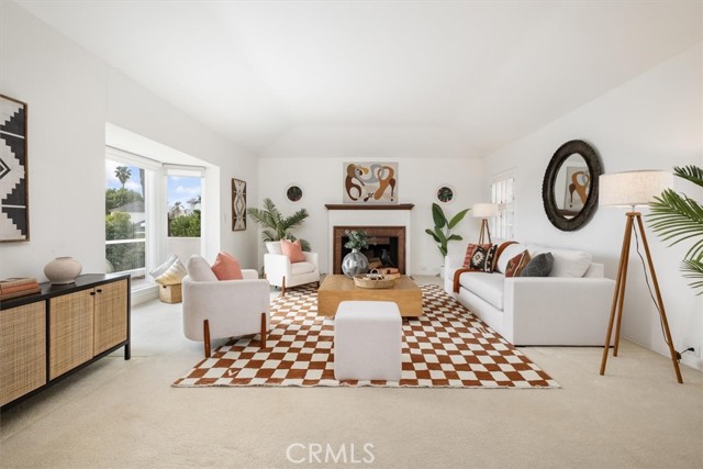 Detail Gallery Image 1 of 38 For 6476 San Marco Cir, Los Angeles,  CA 90068 - 2 Beds | 3/1 Baths