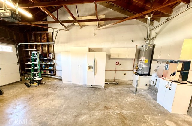 Detail Gallery Image 40 of 44 For 17172 Apel, Huntington Beach,  CA 92649 - 4 Beds | 3 Baths