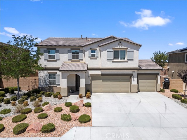 13002 Woodhill st, Victorville CA: https://media.crmls.org/medias/7291bd8e-091d-4e35-8bdc-93d35525b7bb.jpg