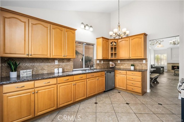 Detail Gallery Image 9 of 32 For 25635 Corsica, Yorba Linda,  CA 92887 - 4 Beds | 3 Baths