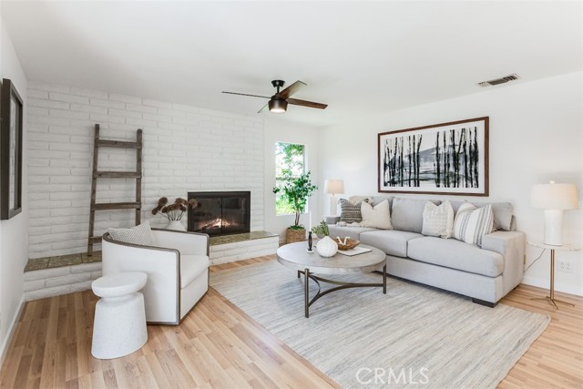 Detail Gallery Image 11 of 30 For 1951 Snowden Ave, Long Beach,  CA 90815 - 3 Beds | 2 Baths