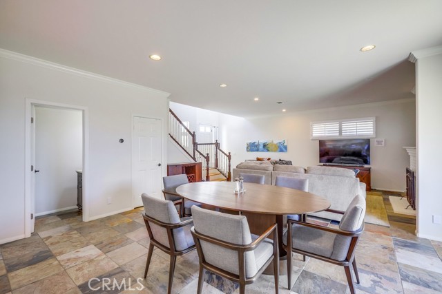 Detail Gallery Image 11 of 39 For 1581 Orange Ave, Costa Mesa,  CA 92627 - 3 Beds | 2/1 Baths