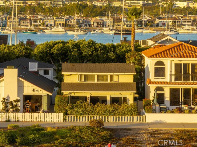 Detail Gallery Image 1 of 23 For 1309 E Balboa Bld, Newport Beach,  CA 92661 - 2 Beds | 2 Baths