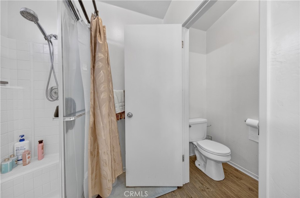 https://media.crmls.org/medias/72965412-765e-49d3-a50b-2023fefe355a.jpg?preset=X-Large