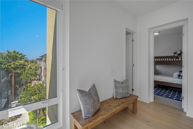 Detail Gallery Image 11 of 22 For 2047 Doheny Way, Dana Point,  CA 92629 - 3 Beds | 4 Baths