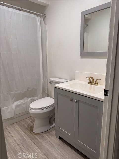 2608 Monte Carlo Drive, Santa Ana CA: https://media.crmls.org/medias/72979d8e-bfec-49bb-93c9-3e5656bf71e4.jpg
