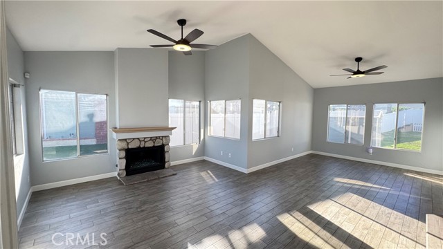 Detail Gallery Image 5 of 34 For 35565 Billie Ann, Wildomar,  CA 92595 - 4 Beds | 2/1 Baths