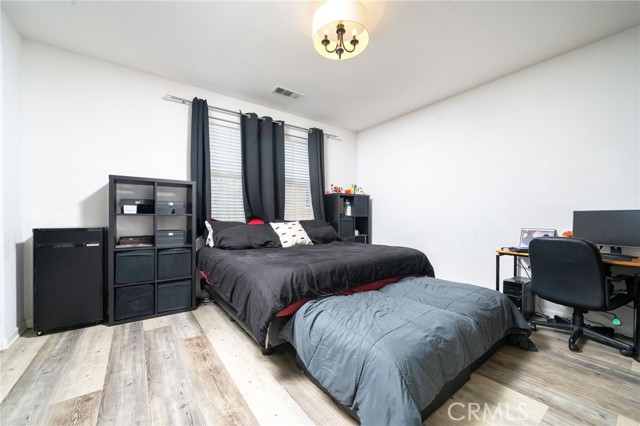 Detail Gallery Image 20 of 29 For 2846 E via Fiano, Ontario,  CA 91764 - 3 Beds | 2/1 Baths