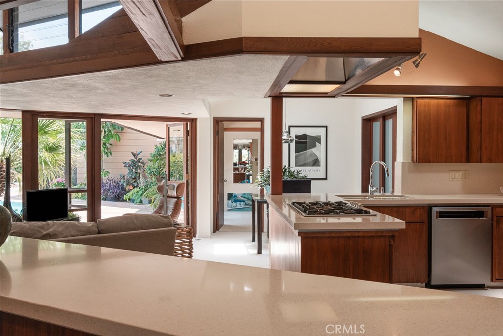 MLS #OC25145923 img 22