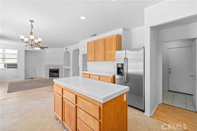 Detail Gallery Image 8 of 29 For 39221 Chantilly Ln, Palmdale,  CA 93551 - 5 Beds | 4 Baths