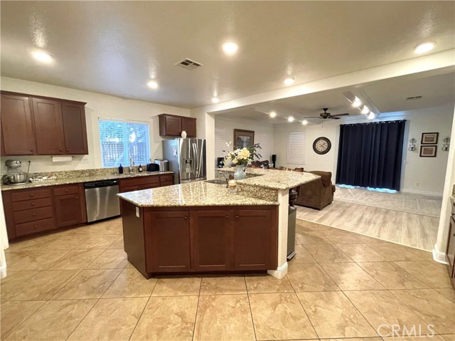 Detail Gallery Image 16 of 40 For 35604 Winkler St, Wildomar,  CA 92595 - 4 Beds | 2/1 Baths