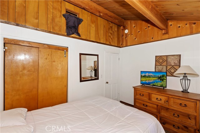 Detail Gallery Image 10 of 14 For 479 Tennessee Ln, Big Bear Lake,  CA 92315 - 1 Beds | 1 Baths