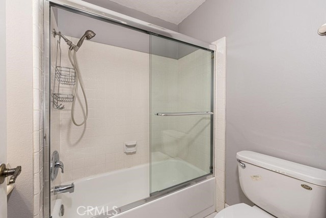 25181 Chestnutwood, Lake Forest CA: https://media.crmls.org/medias/729a5960-0dd3-480d-8994-40b18148fb94.jpg