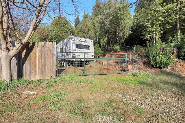 Image 33 of 54 For 18123 Joy Circle