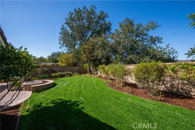 2275 Shadow Spring Place, Westlake Village CA: https://media.crmls.org/medias/729b653e-3f3b-4bee-a6a3-47ac4d661e45.jpg