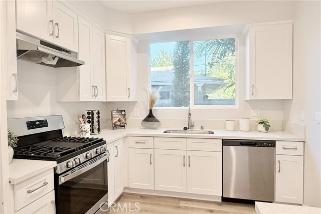Detail Gallery Image 9 of 22 For 11237 Gladhill Rd #12,  Whittier,  CA 90604 - 3 Beds | 2/1 Baths