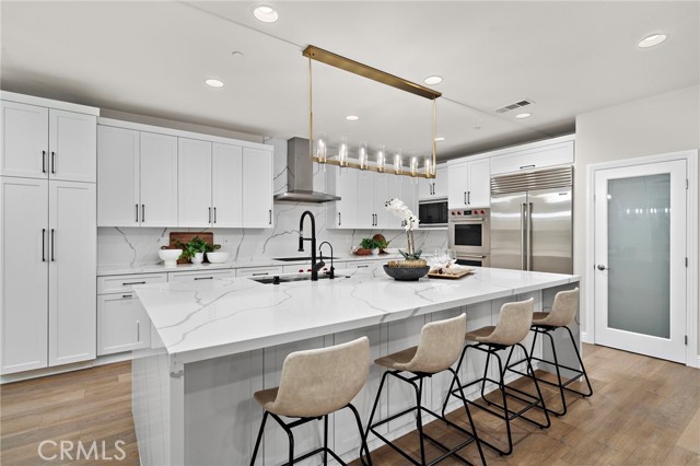 Detail Gallery Image 13 of 60 For 106 Fieldwood, Irvine,  CA 92618 - 5 Beds | 5/1 Baths