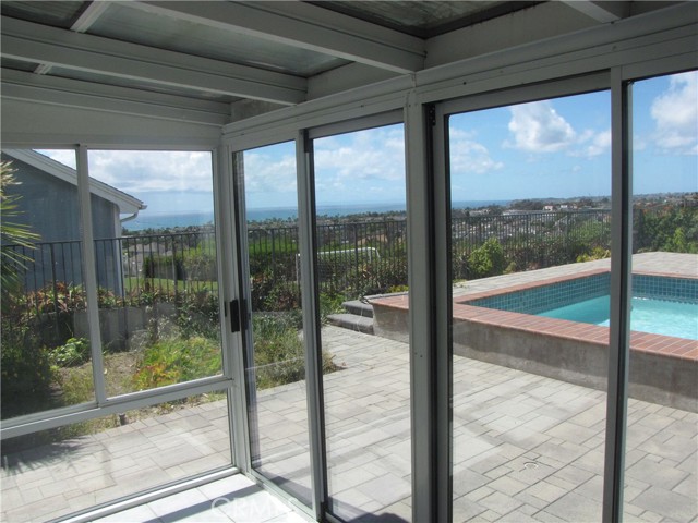 Detail Gallery Image 6 of 14 For 3009 Calle Frontera, San Clemente,  CA 92673 - 5 Beds | 2/1 Baths