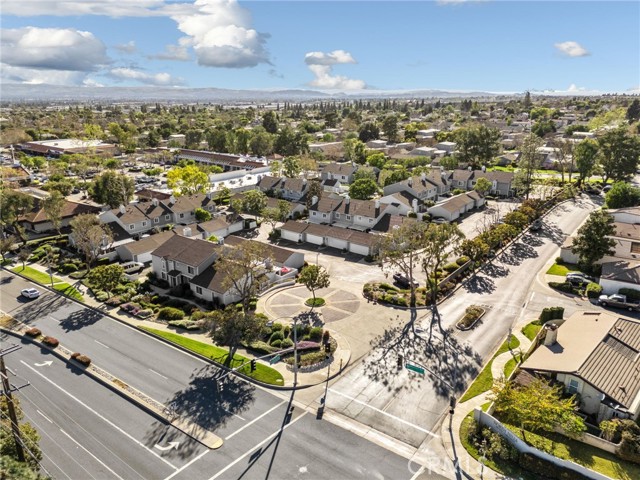 Detail Gallery Image 39 of 47 For 1693 N Mountain #D,  Upland,  CA 91784 - 3 Beds | 2/1 Baths