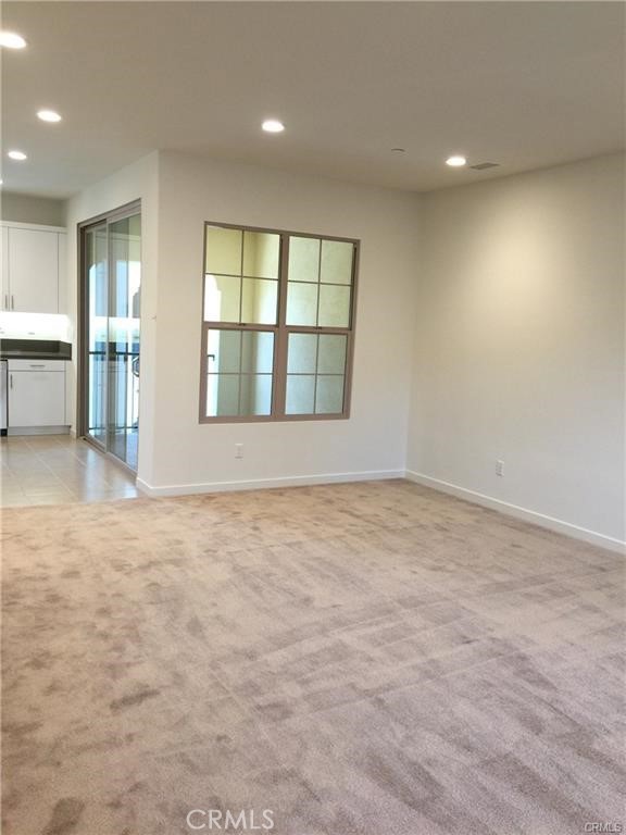 Detail Gallery Image 8 of 19 For 164 Tubeflower, Irvine,  CA 92618 - 3 Beds | 3/1 Baths