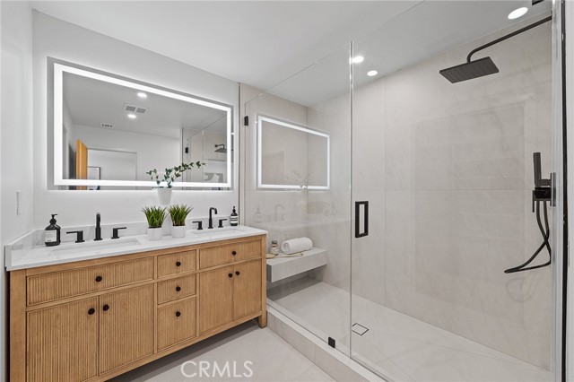 5157 Woodley Avenue, Encino CA: https://media.crmls.org/medias/72a12e0f-479e-4c63-9d83-2598c4cbbdb8.jpg